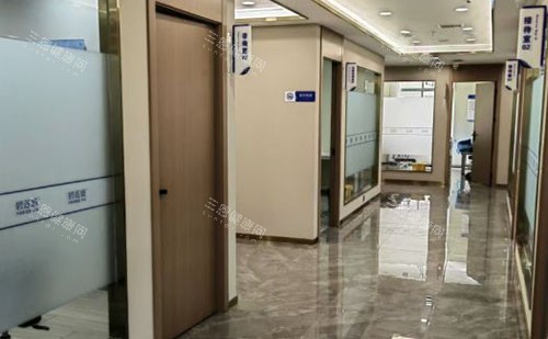 兰州碧莲盛植发走廊环境图