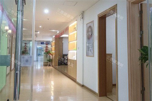 中信惠州医院医疗美容科走廊环境 中信惠州医院医疗美容科走廊环境
