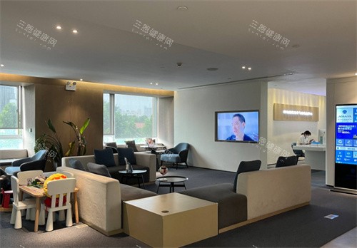 武汉阿玛施眼科等候区 武汉阿玛施眼科等候区
